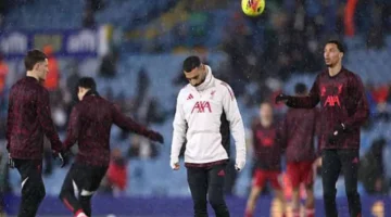 محمد صلاح يتلقى ضربة جديدة بعد قرار سلوت يؤثر على مستقبله الرياضي 1